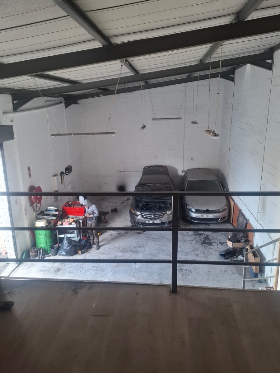  Bedroom Property for Sale in Killarney Industria Western Cape